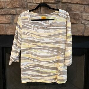 Ruby Rd. Woman Yellow and gray three-quarter sleeve T-shirt with gold detail.
